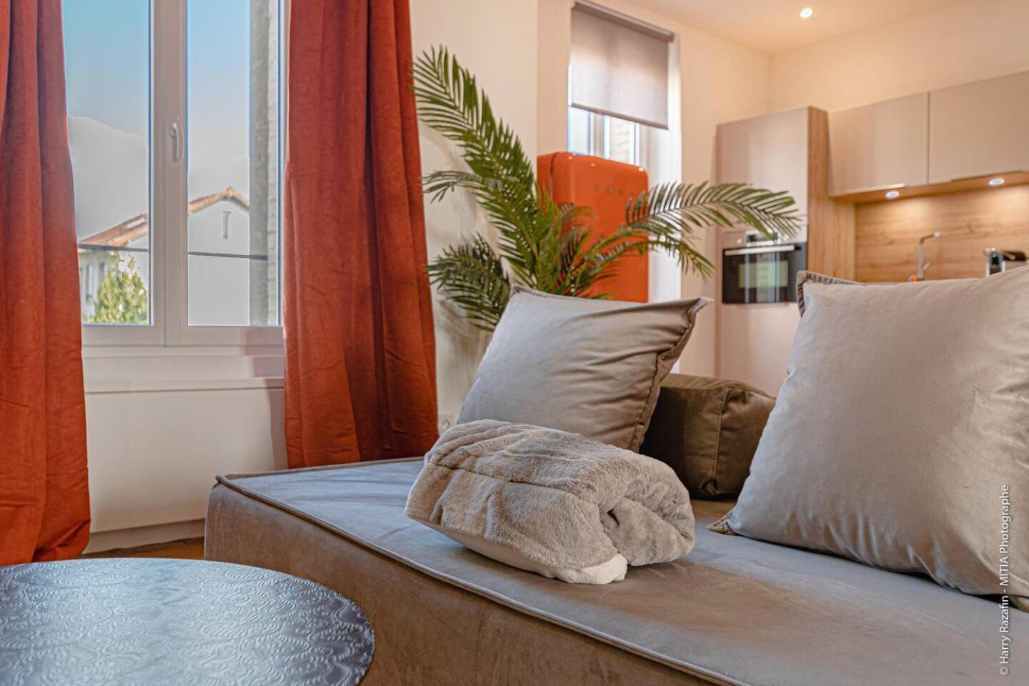 Les Suites Locarno Limoges Zewnętrze zdjęcie